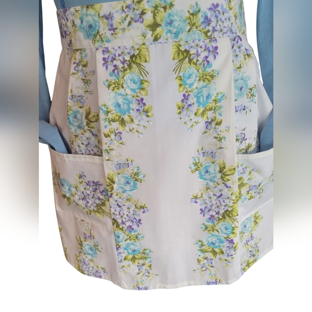 Reproduction Vintage Style Kitchen Apron. OS. - Picture 3 of 8